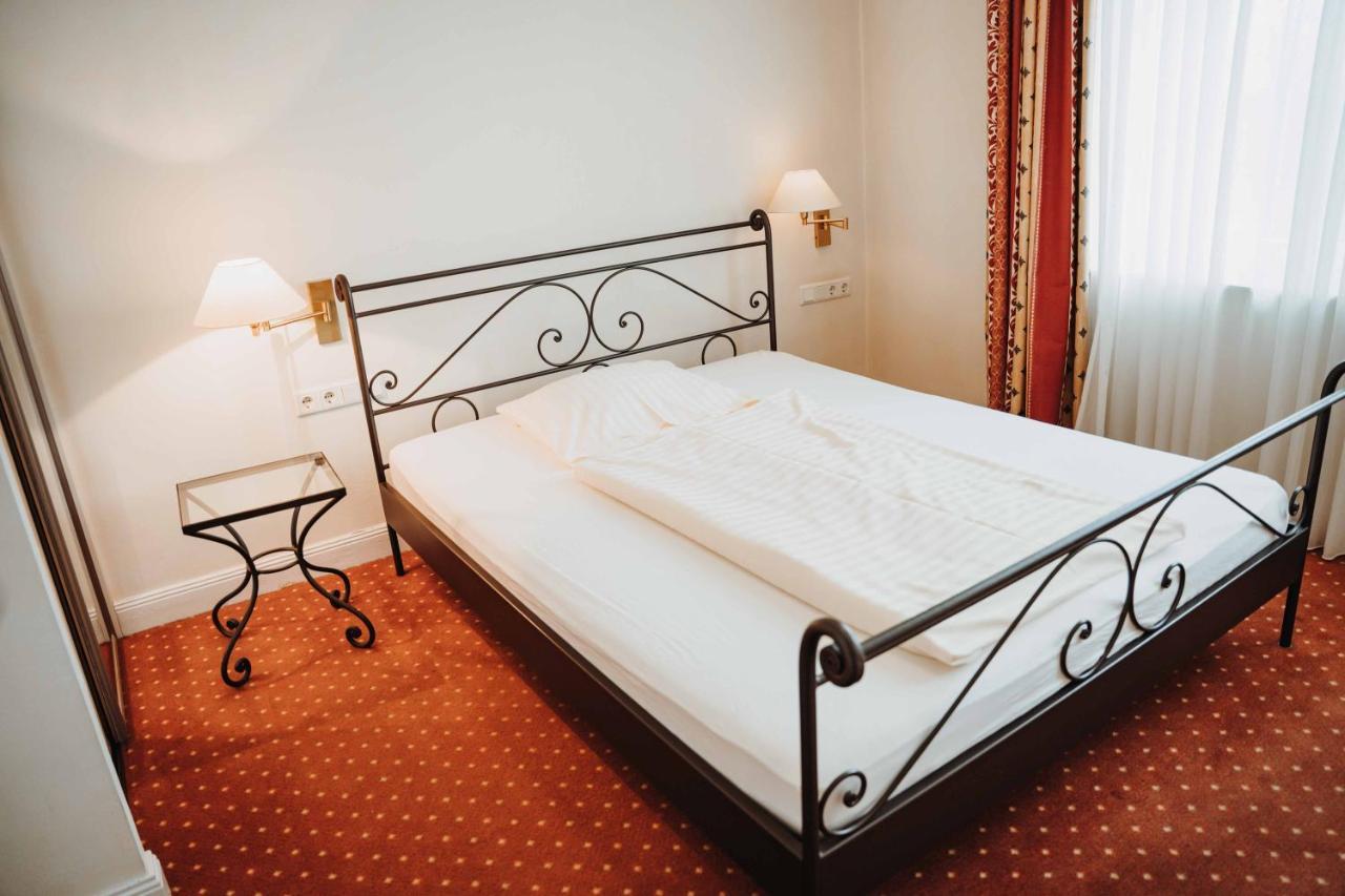 Hotel Am Wallgraben 브릴온 외부 사진
